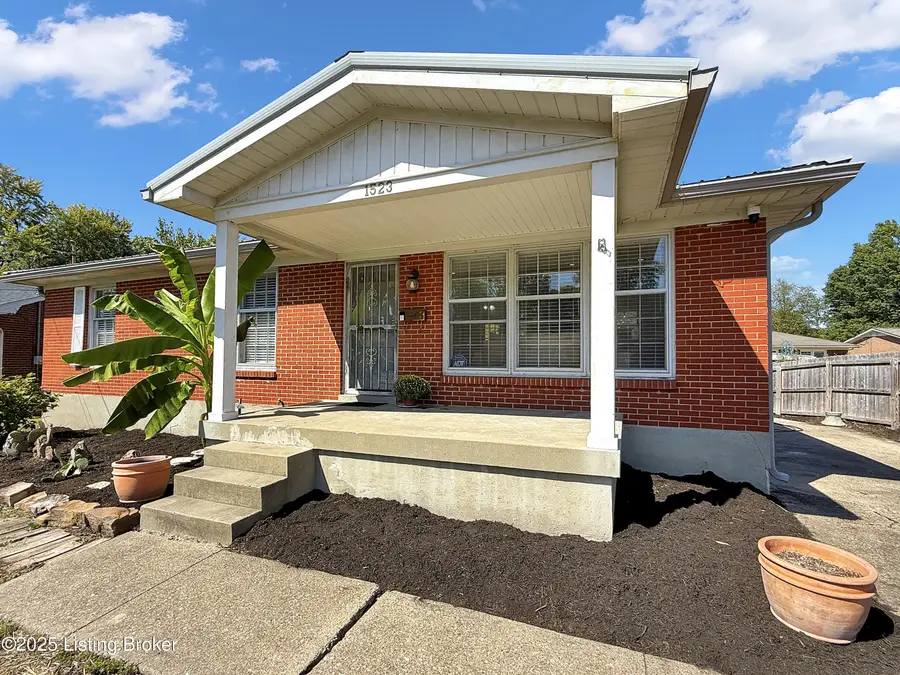1523 Cornette Way, Louisville, KY 40216 - Image #2