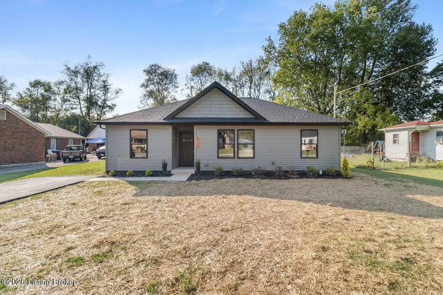 4720 Beech Dr, Louisville, KY 40216 - Image #2