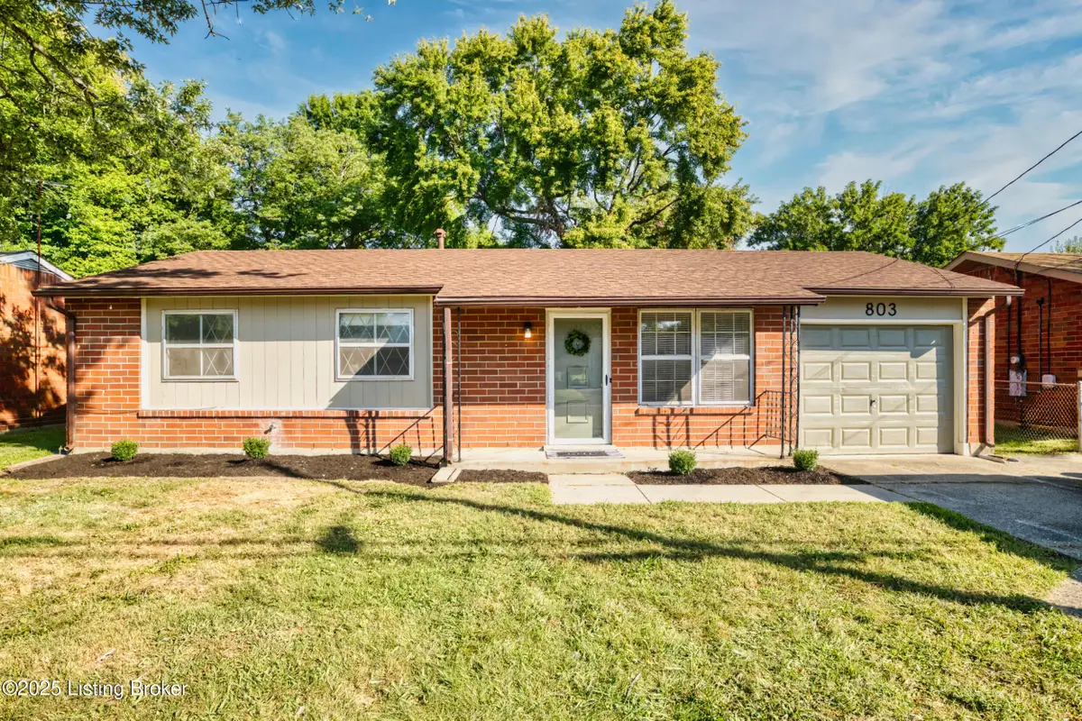 803 Sinclair St, Fairdale, KY 40118 - Image #1