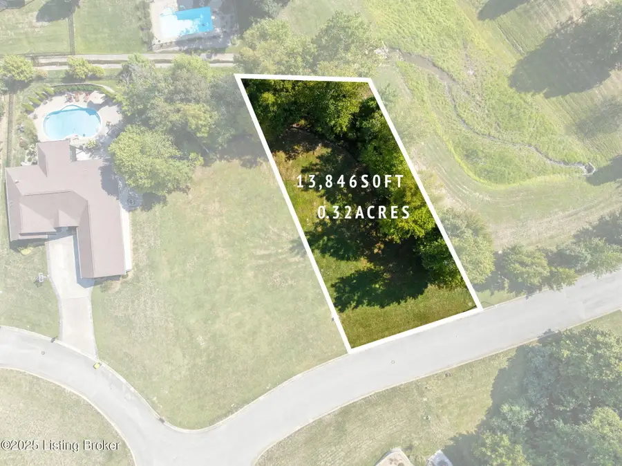 9813 Sunnys Halo Ct, Louisville, KY 40214 - Image #2