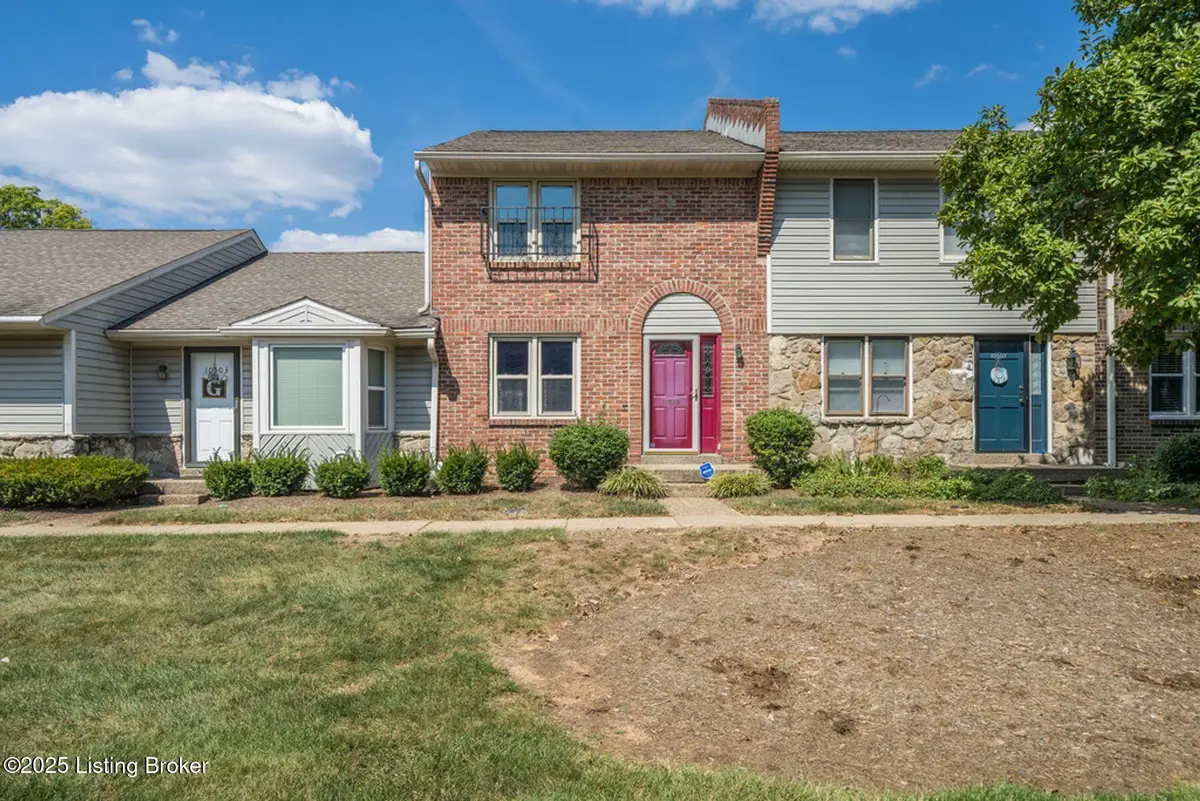 10505 Burns Ct, Louisville, KY 40223 - Image #1