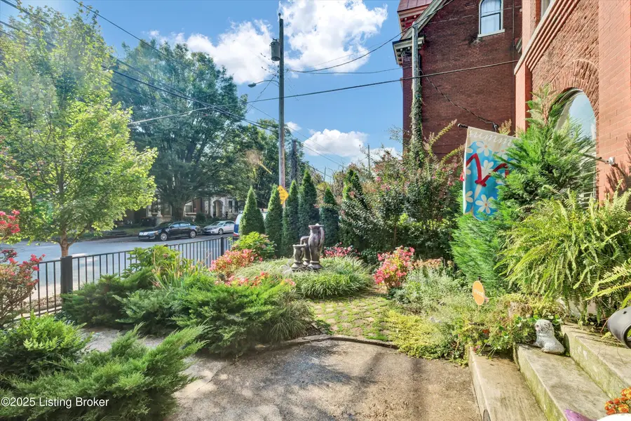 1254 S Brook St, Louisville, KY 40203 - Image #3