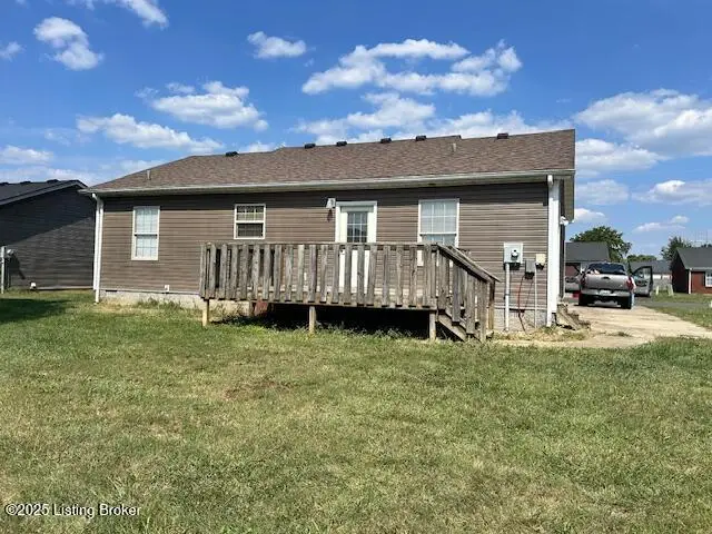 102 Northcamp Dr, Bardstown, KY 40004 - Image #2