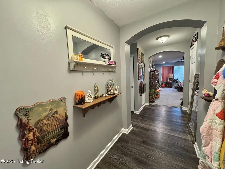 195 Gadwall Ct, Shepherdsville, KY 40165 - Image #3