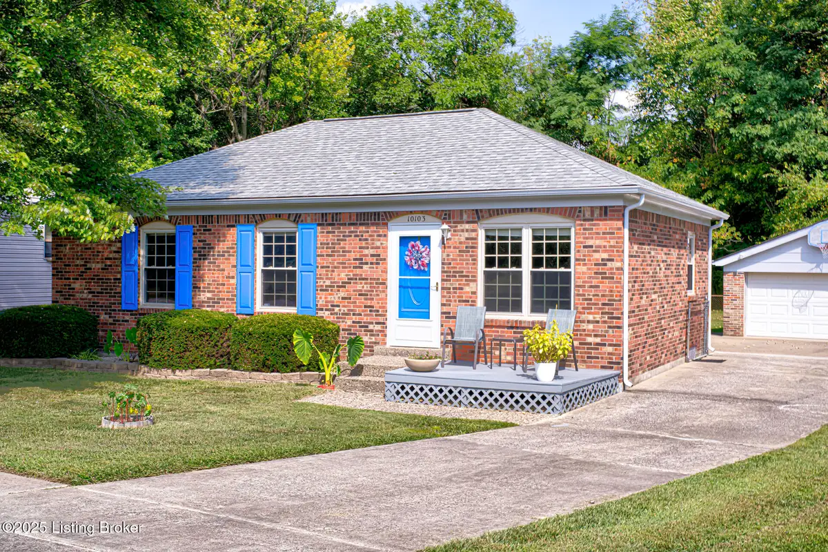 10103 Blue Creek Dr, Louisville, KY 40229 - Image #1