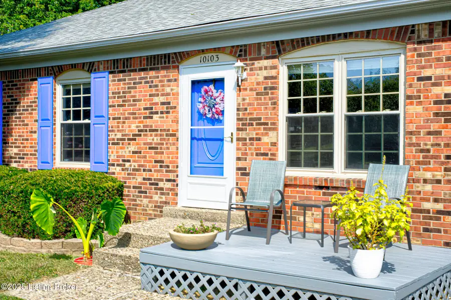 10103 Blue Creek Dr, Louisville, KY 40229 - Image #3