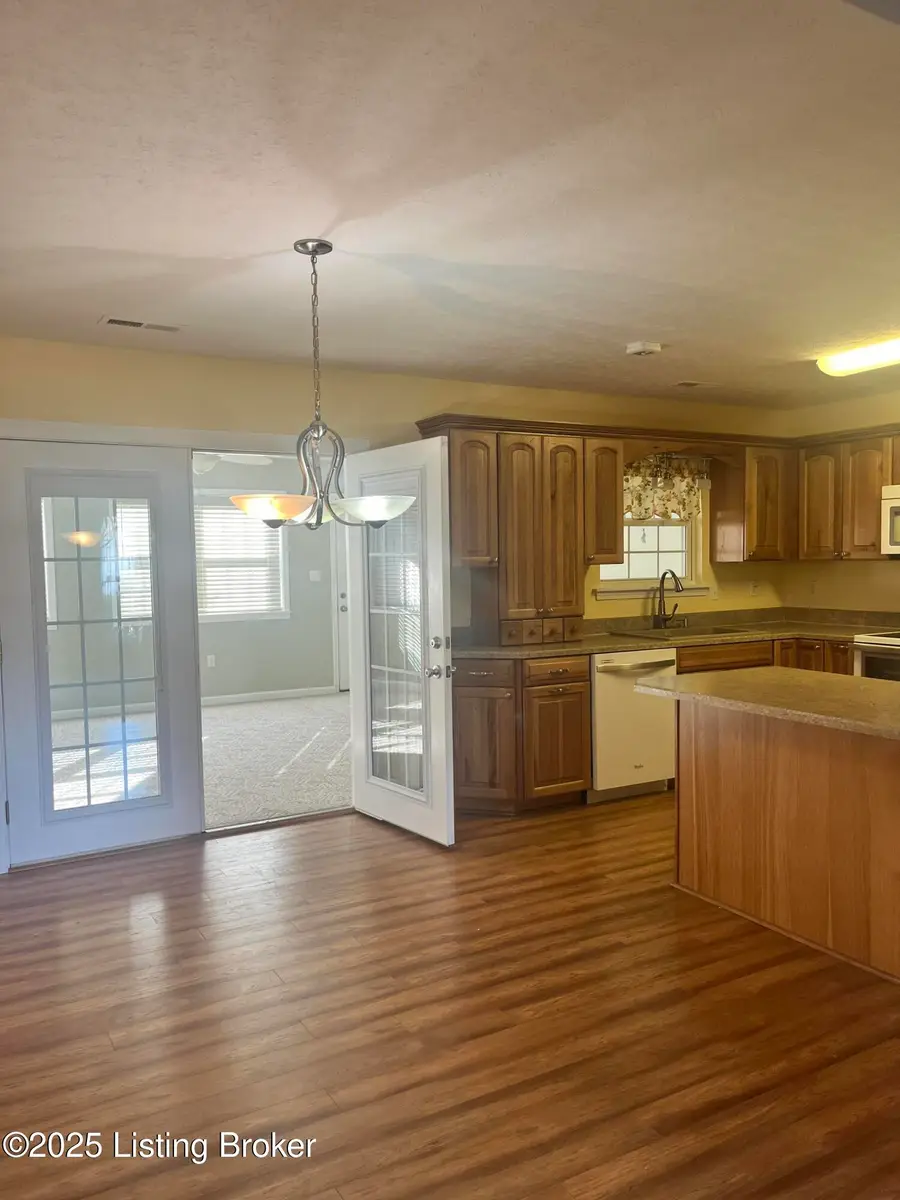 1580 Overlook Cir, Shelbyville, KY 40065 - Image #3