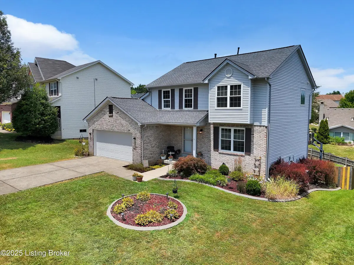 9727 Hunting Ground Ct, Louisville, KY 40228 - Image #1