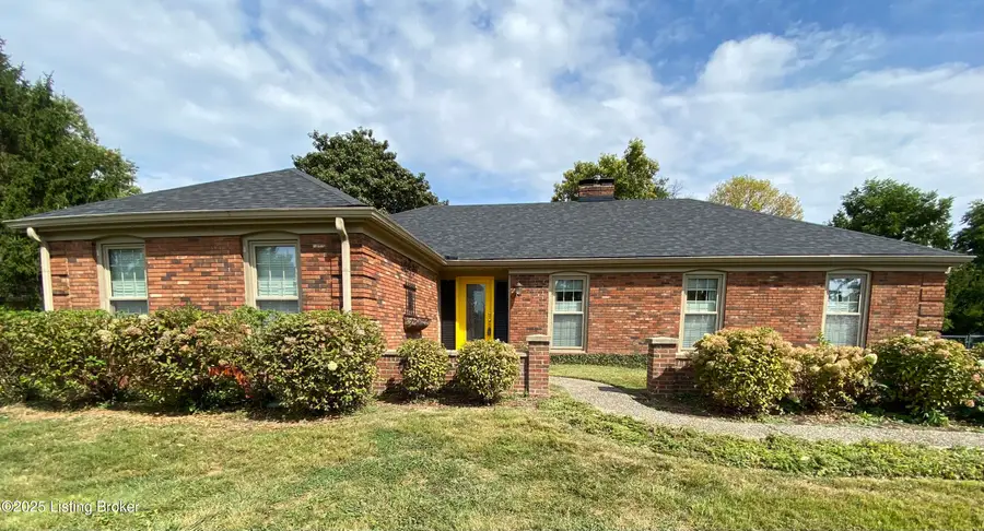119 Mcmakin Manor, La Grange, KY 40031 - Image #2