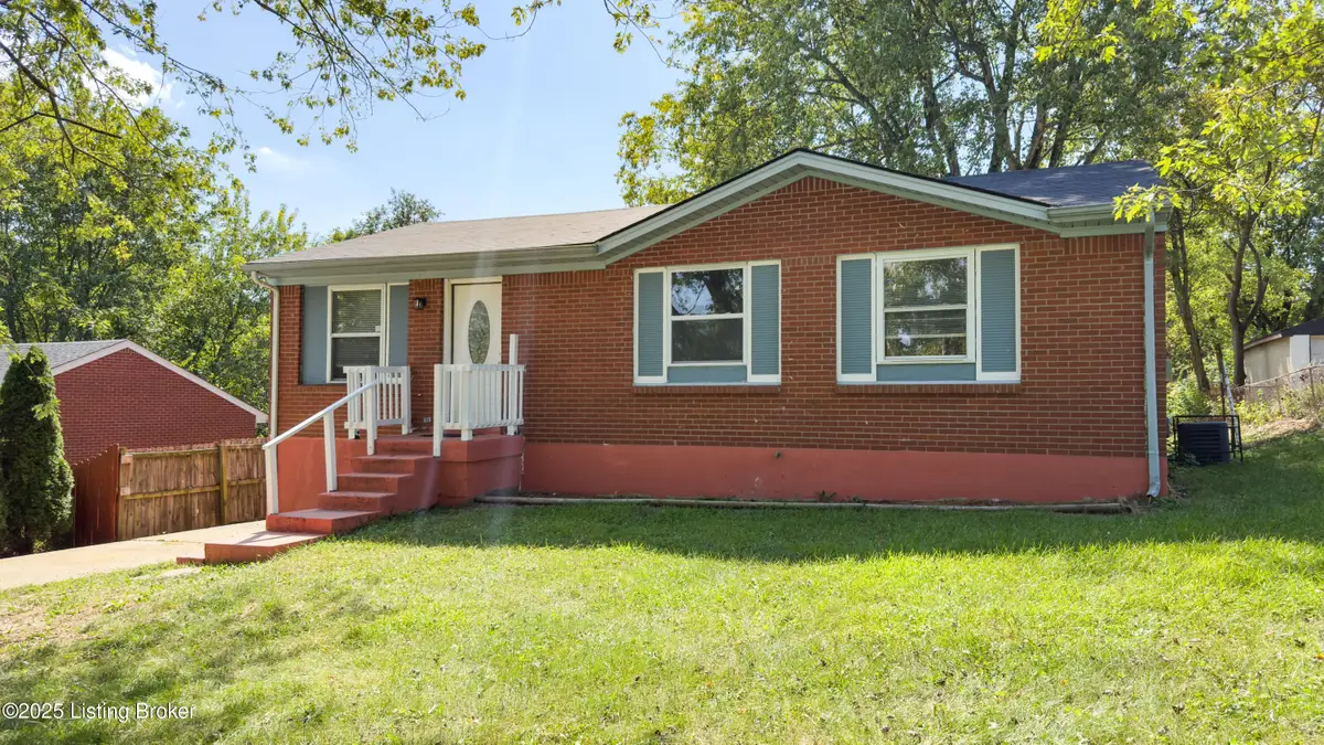 6812 Abbott Ln, Crestwood, KY 40014 - Image #1