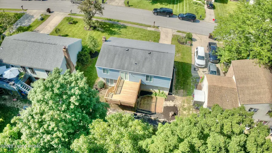 6174 Ridgewood Ct, Florence, KY 41042 - Image #2