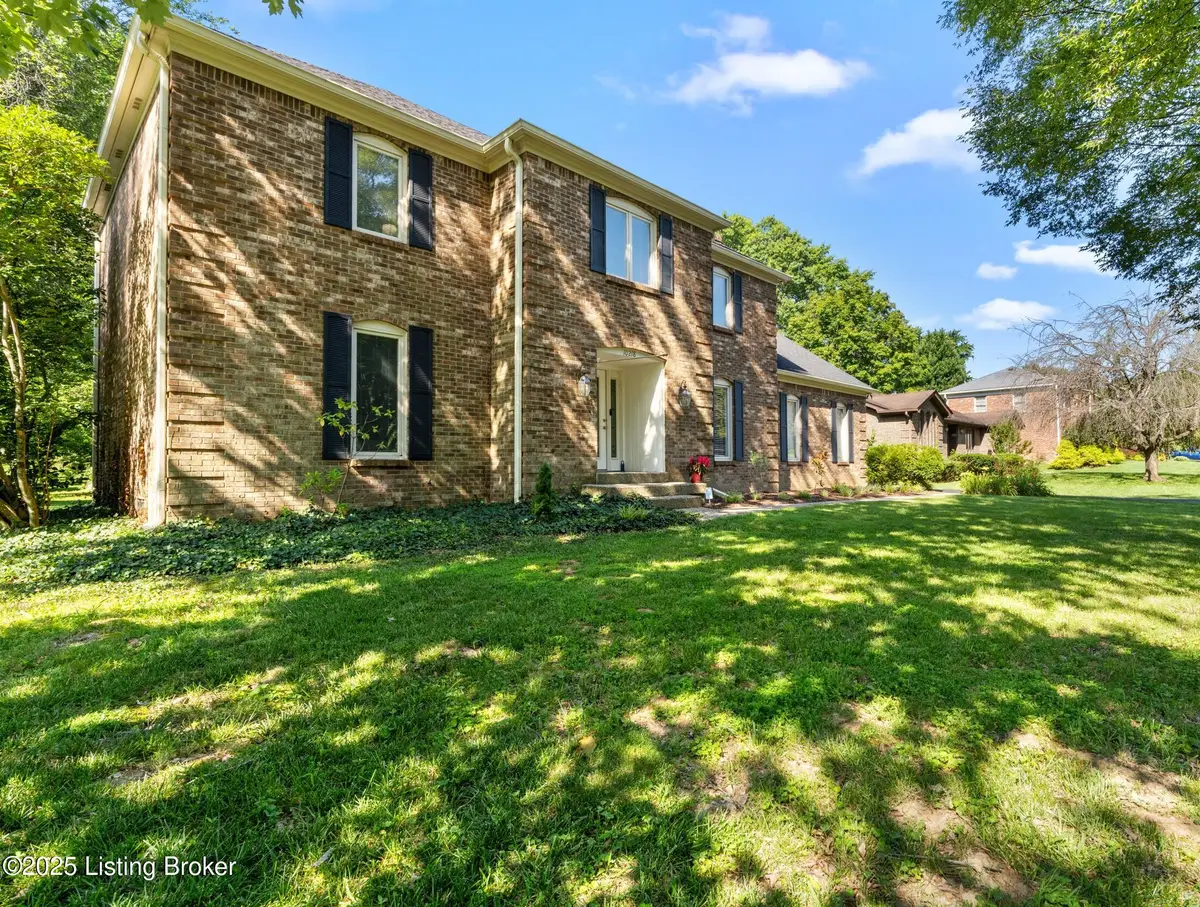 10218 Falling Tree Way, Louisville, KY 40223 - Image #1