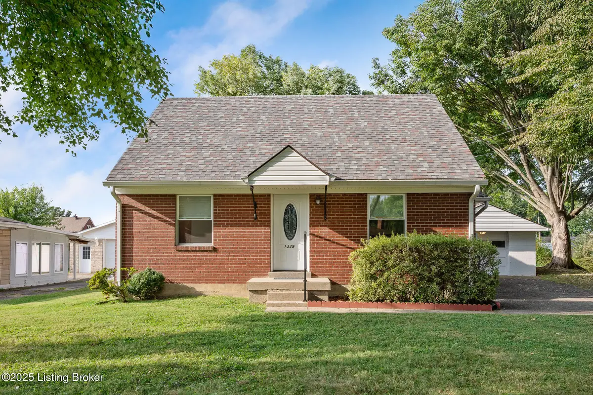 1339 Villa Park Dr, Louisville, KY 40219 - Image #1