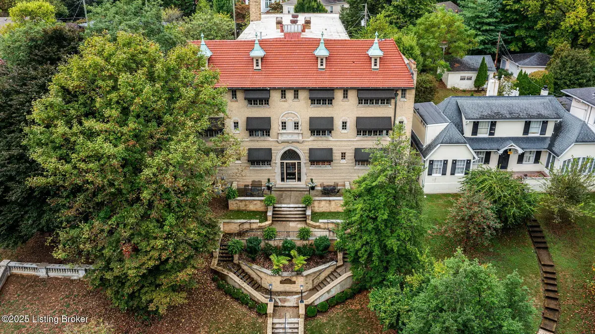 2519 Cherokee Pkwy #APT 2, Louisville, KY 40204 - Image #1