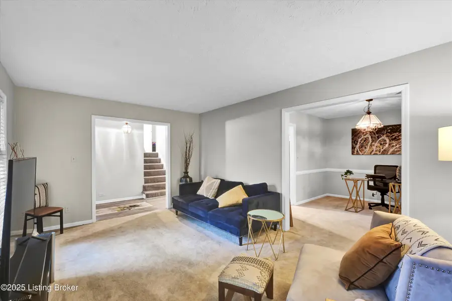 3908 Stony Brook Dr, Louisville, KY 40299 - Image #2