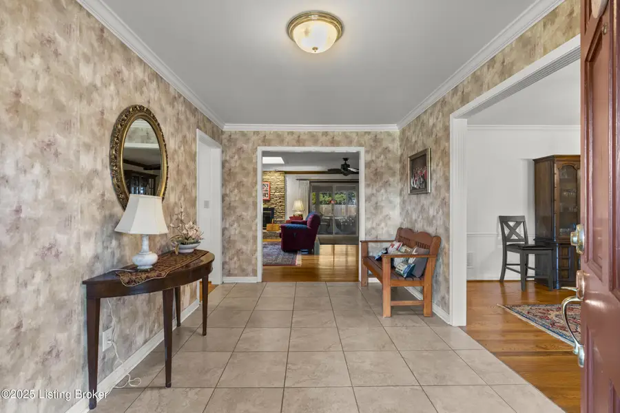 502 Seaton Springs Ct, Louisville, KY 40222 - Image #3