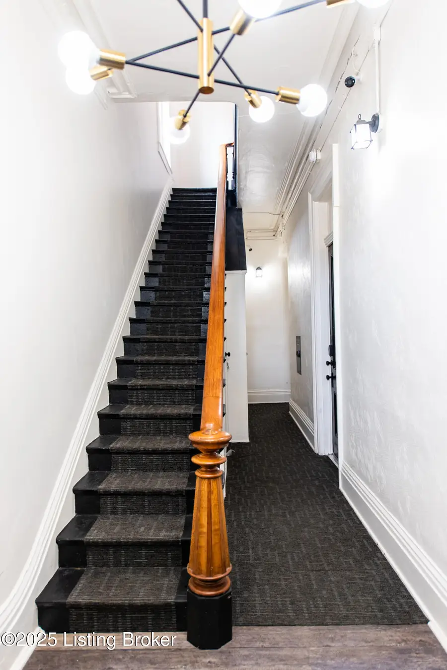 320 E College St, Louisville, KY 40203 - Image #3