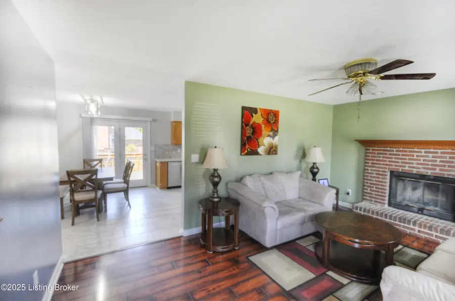 5910 Full Moon Ct, Louisville, KY 40216 - #3