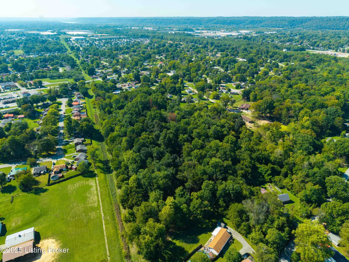 7397 Maurer Ln, Louisville, KY 40258 - Image #1