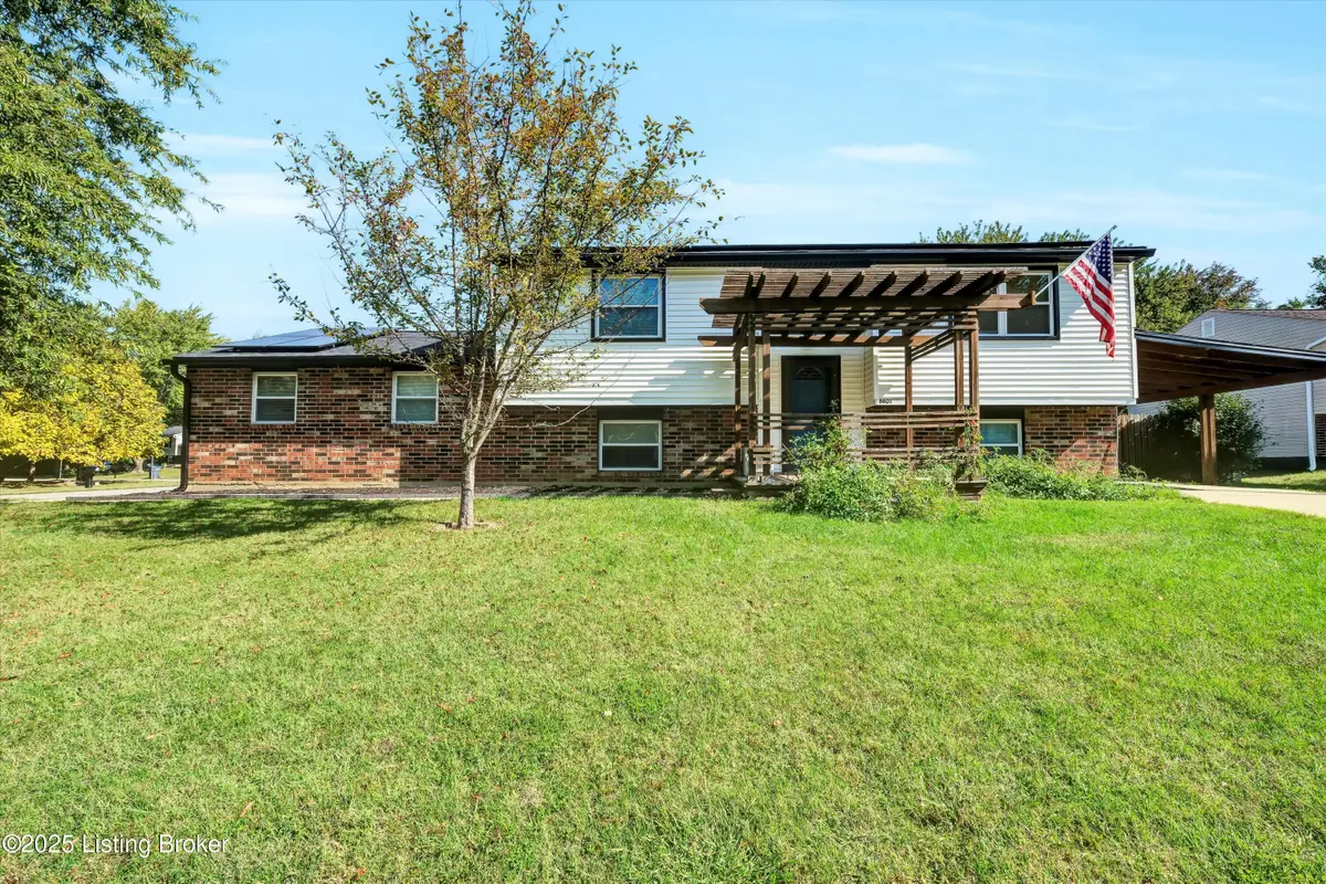 8601 Gamekeeper Ct, Louisville, KY 40291 - Image #1