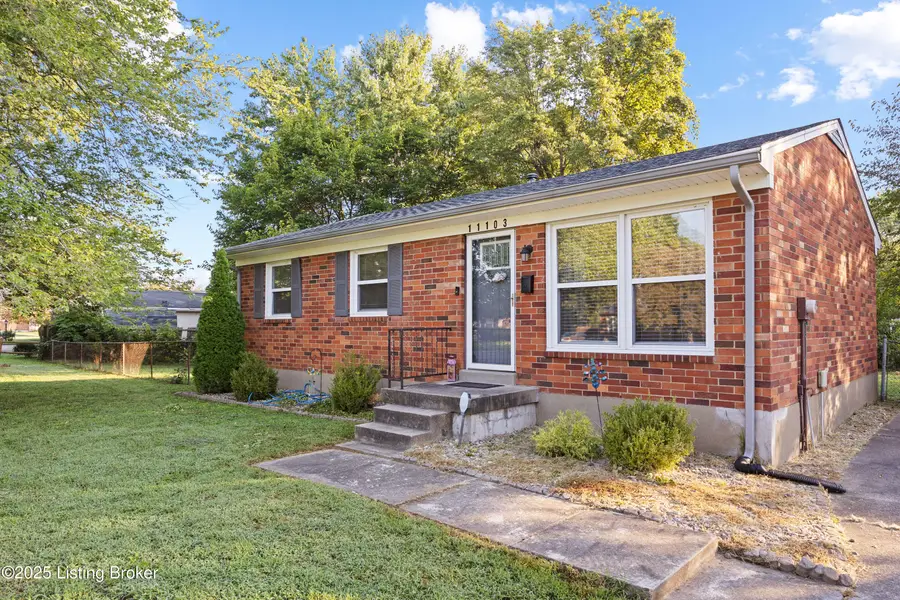 11103 Lansford Dr, Louisville, KY 40272 - Image #3