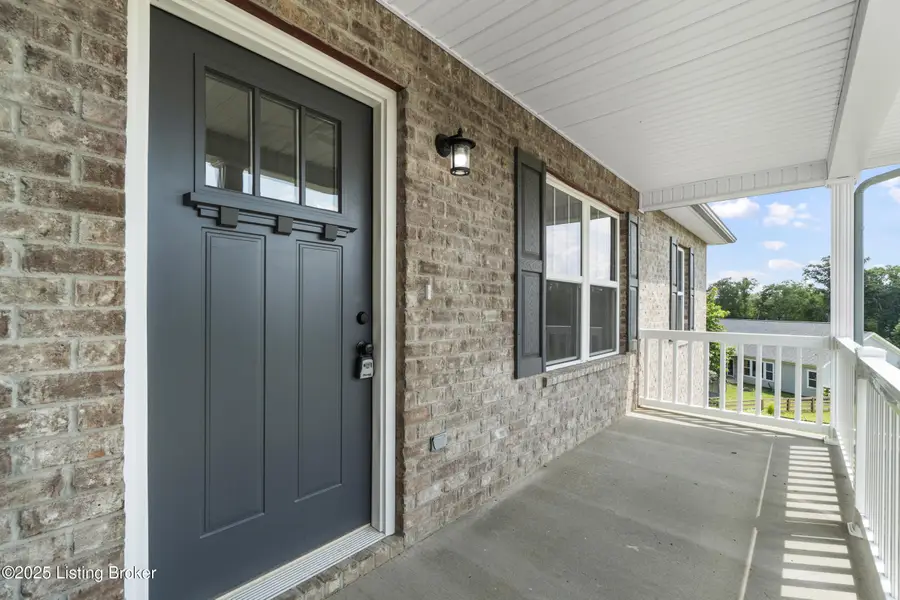 148 Wooded Glen Dr, Mount Washington, KY 40047 - Image #2