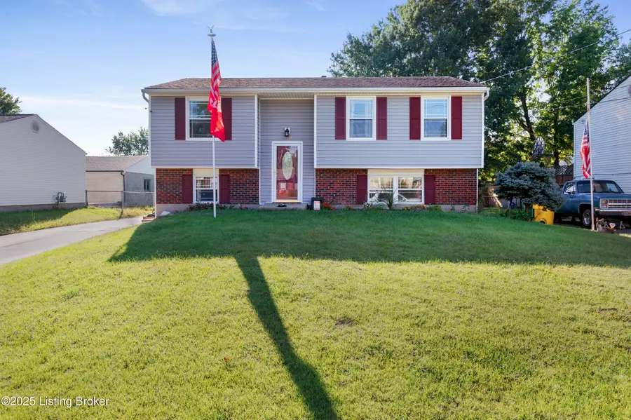 190 Tumbleweed Dr, Louisville, KY 40229 - Image #2