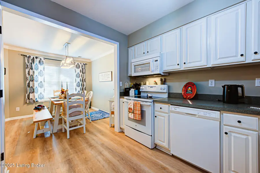 10512 Clayton Allen Blvd, Louisville, KY 40229 - Image #3