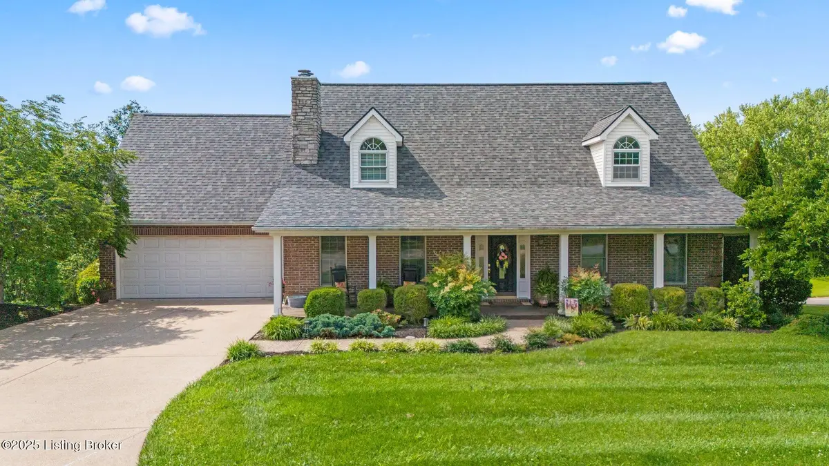 1119 Skyview Dr, Carrollton, KY 41008 - Image #1