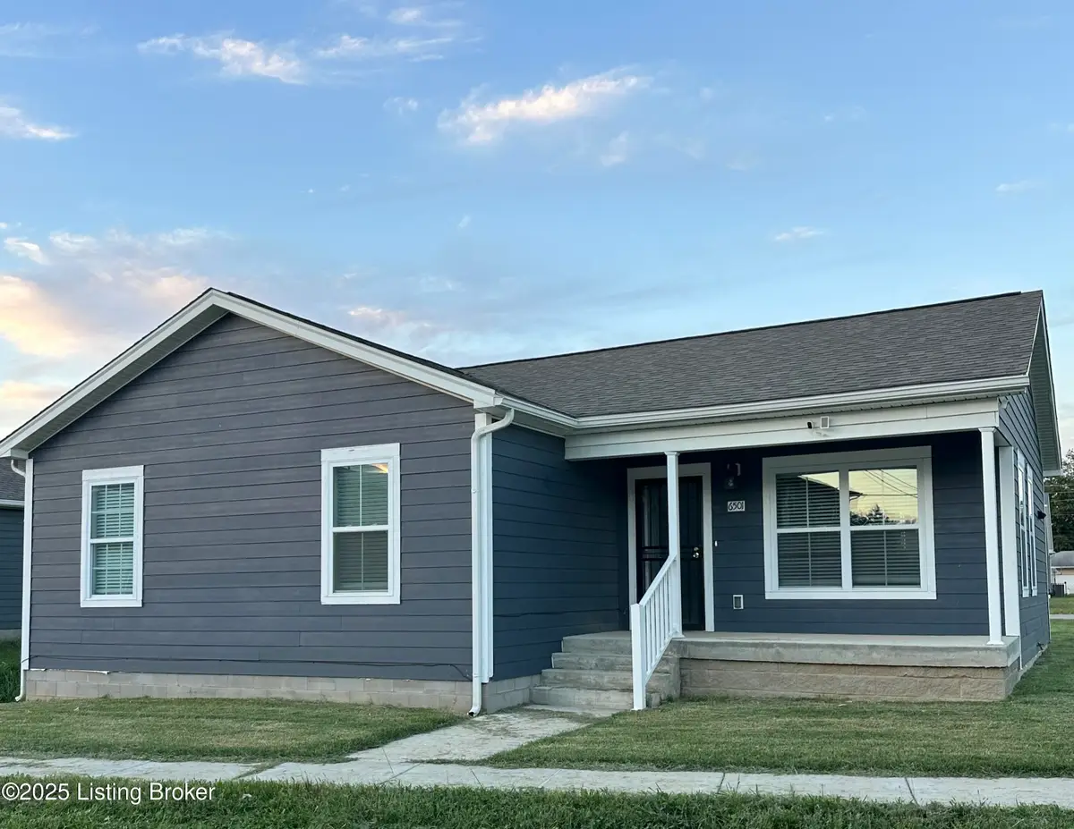 6501 Hackel Dr, Louisville, KY 40258 - Image #1