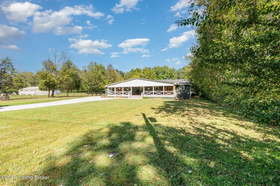 1024 W Hebron Ln, Shepherdsville, KY 40165 - Image #3