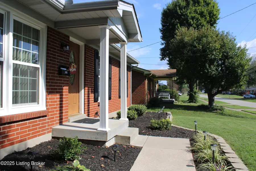 5403 Winslow Dr, Louisville, KY 40272 - Image #2