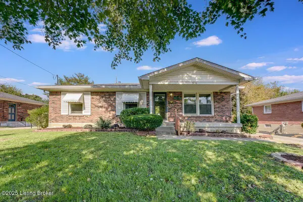 5006 Lesabre Dr, Louisville, KY 40216