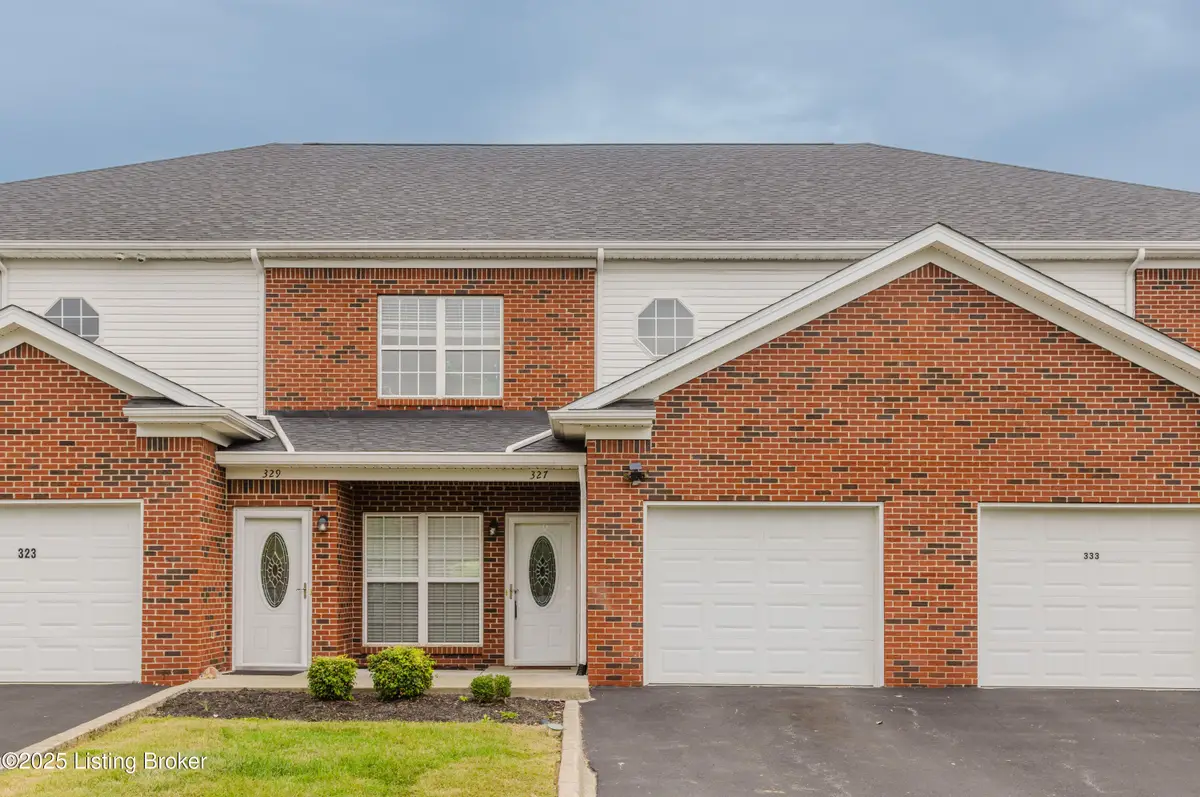 327 S Dorsey Ln, Louisville, KY 40223 - Image #1