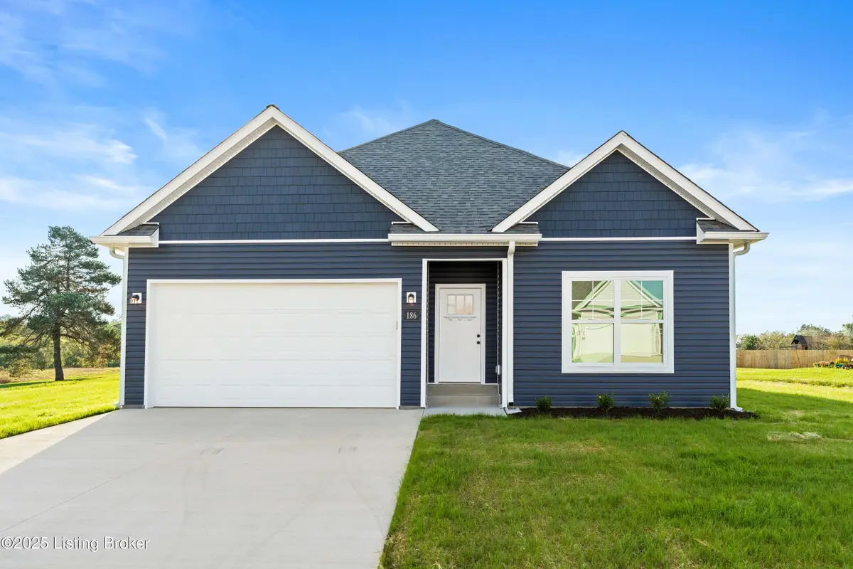 186 Harvest Dr, Eminence, KY 40019 - Image #1