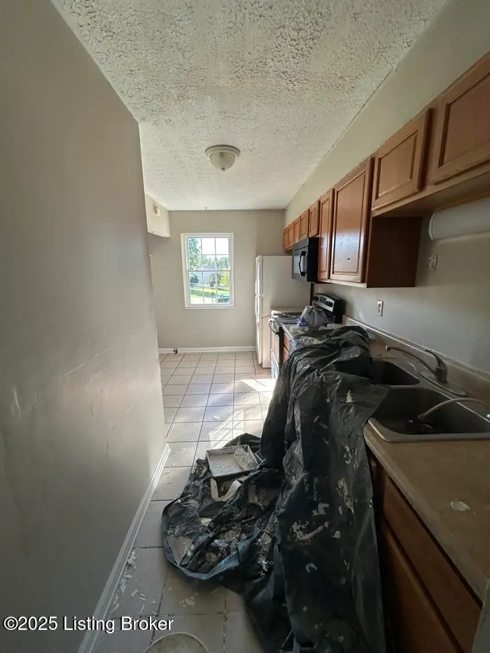 1329 Bramblett Blvd, Radcliff, KY 40160 - Image #3