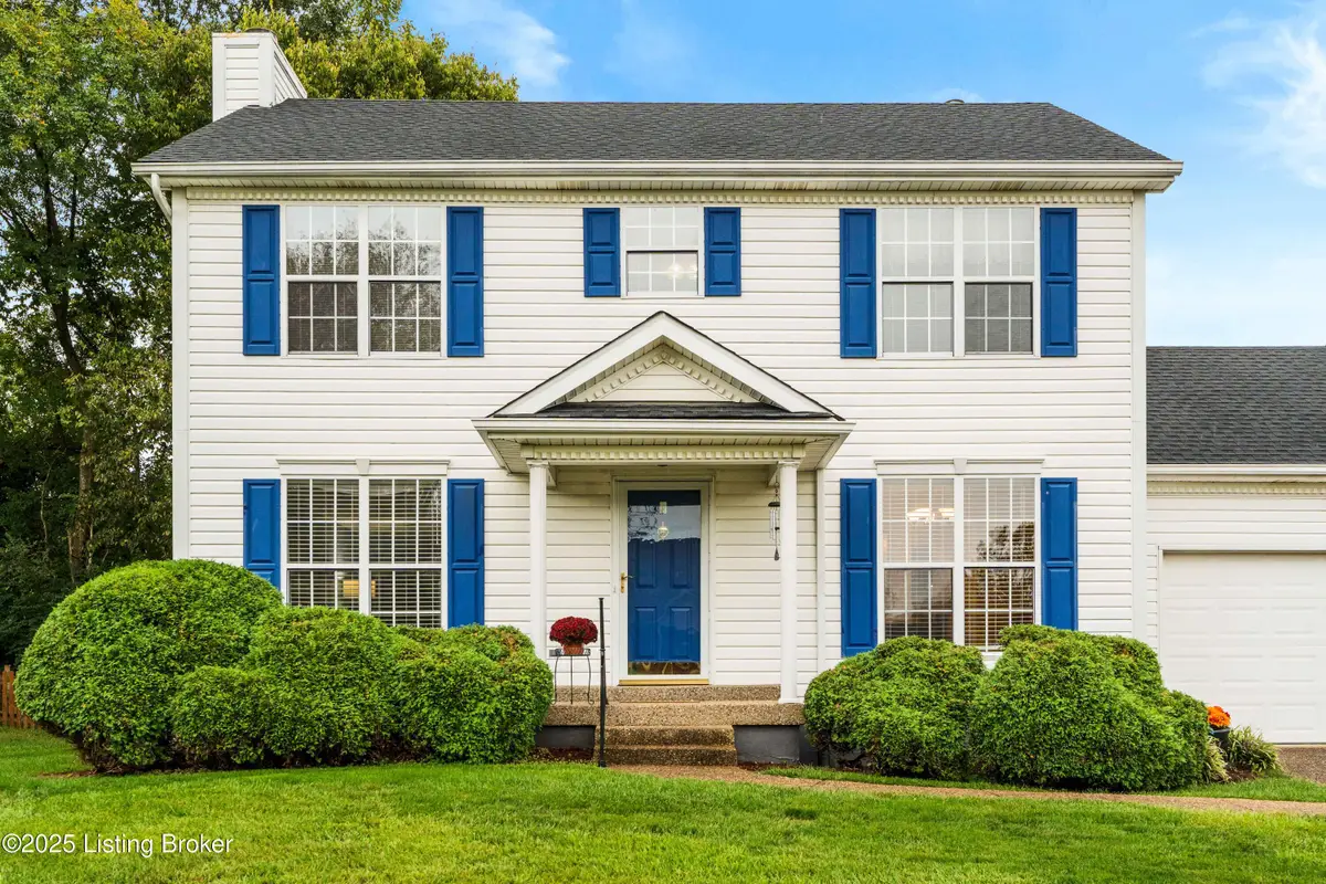 8114 Sycamore Creek Dr, Louisville, KY 40222 - Image #1