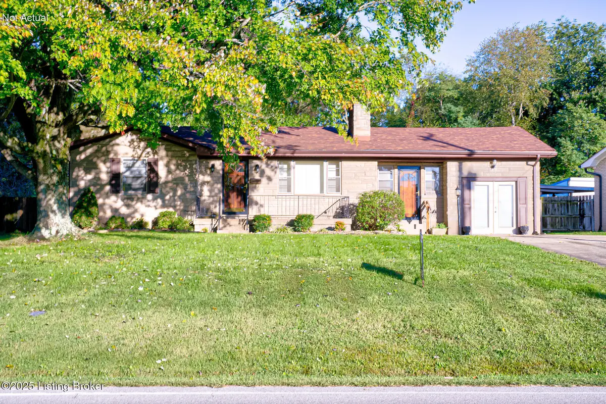 4822 Dover Rd, Louisville, KY 40216 - Image #1