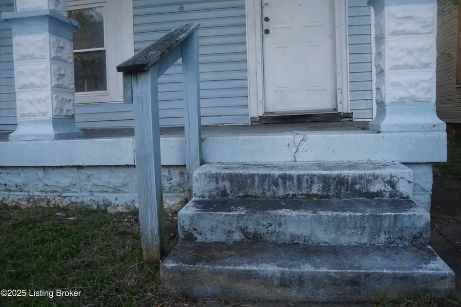 916 Dixie Hwy, Louisville, KY 40210 - Image #3