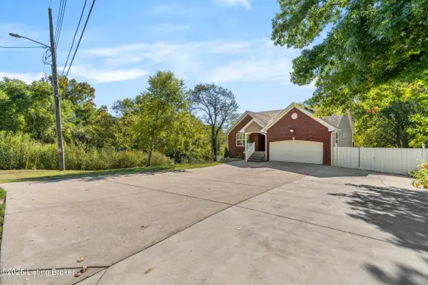 6110 Lazy Run Rd, Louisville, KY 40219