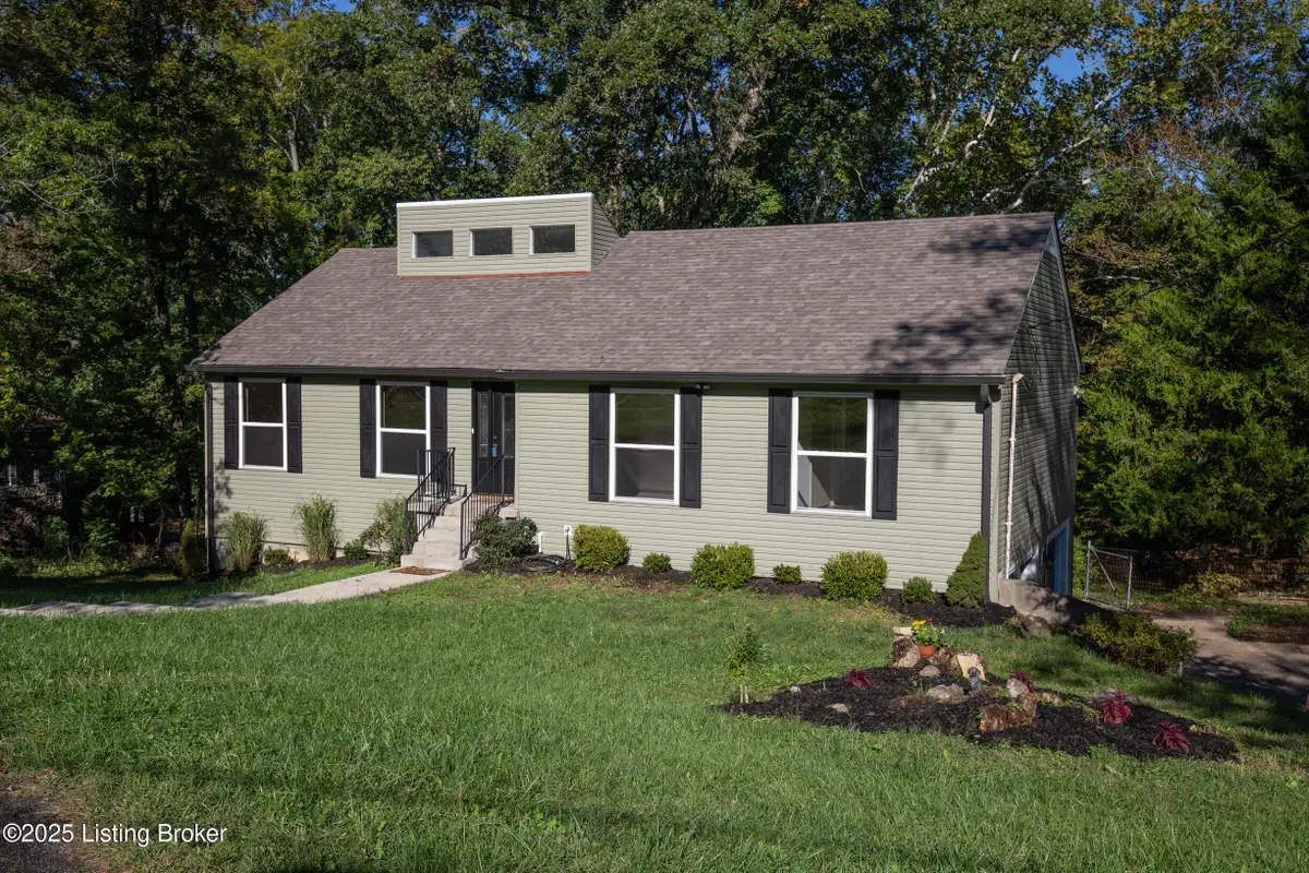 3811 Briar Ridge Rd, La Grange, KY 40031 - Image #1