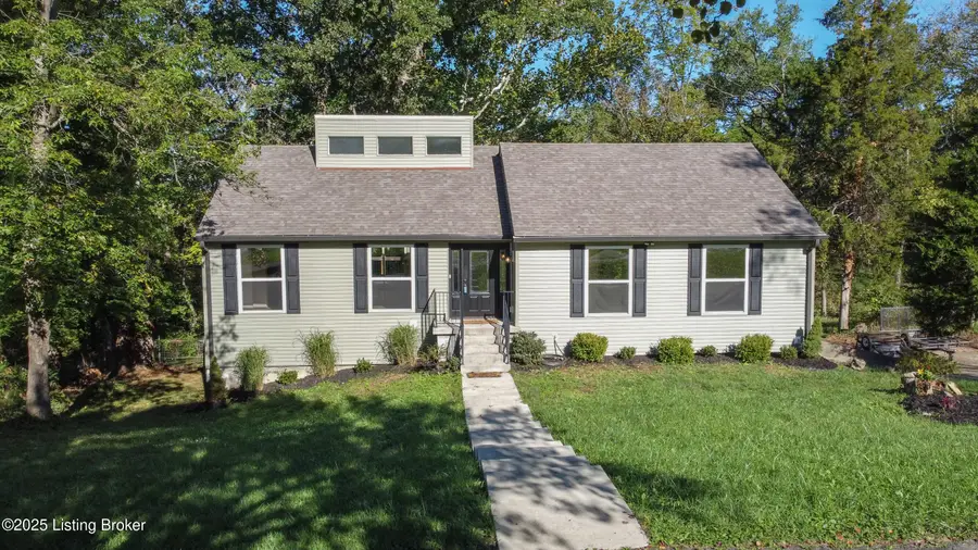 3811 Briar Ridge Rd, La Grange, KY 40031 - Image #2