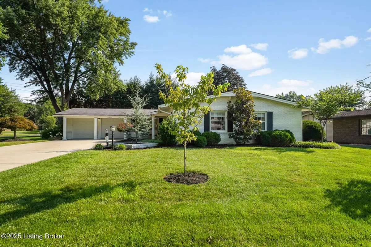 6801 Bedford Ln, Louisville, KY 40222 - Image #1