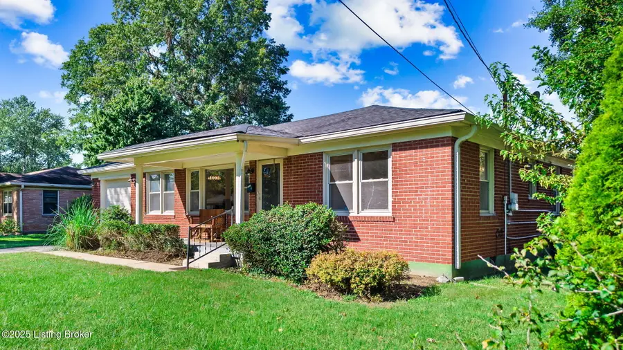 10310 Rancho Dr, Louisville, KY 40272 - Image #2