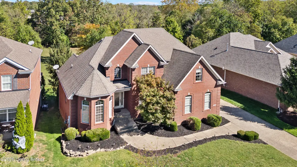 1715 Crosstimbers Dr, Louisville, KY 40245 - Image #1