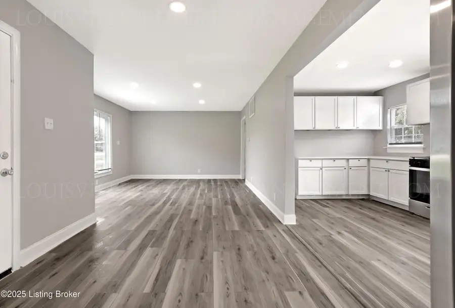 12124 E Orell Rd, Louisville, KY 40272 - Image #3