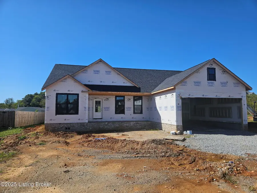 420 Lambrusco Way, Vine Grove, KY 40175 - Image #2