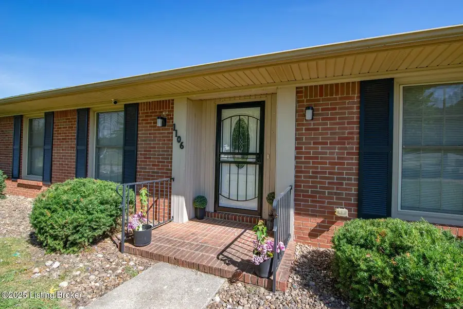 1106 Pawnee Dr, Elizabethtown, KY 42701 - Image #2