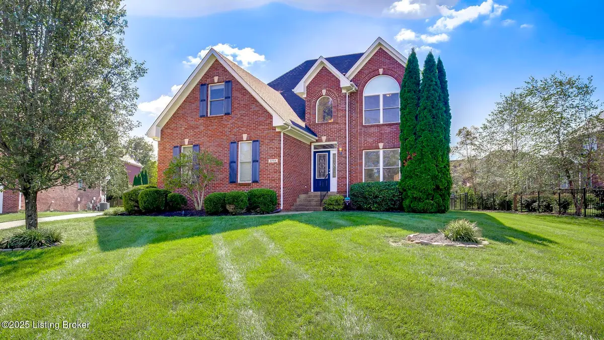 4704 Holly Forest Ct, Louisville, KY 40245 - Image #1
