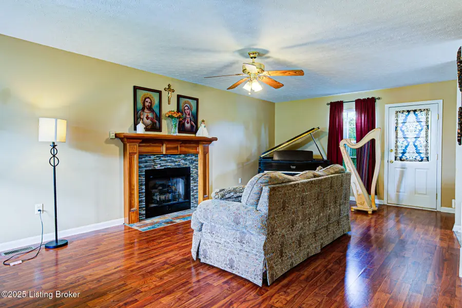 27 Galahad Ct, Rineyville, KY 40162 - Image #3